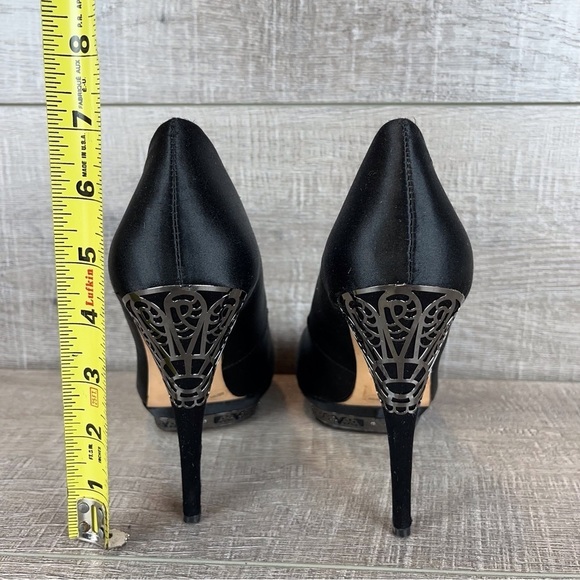 BCBGMAXAZRIA sz 6.5 Dalton black satin peep toe platform pumps metal accents - Picture 12 of 15